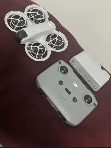 DJI NEO