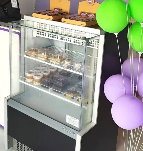 VITRINE REFRIGERADA CONFEITEIRA
