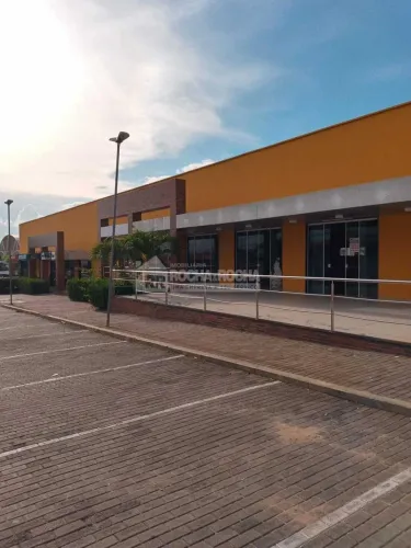 Sala Comercial para alugar com 204,00 metros quadrados no SACI - Teresina - Piauí
