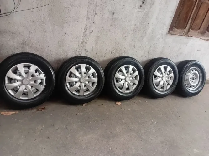 Vendo jogo de rodas aro 13