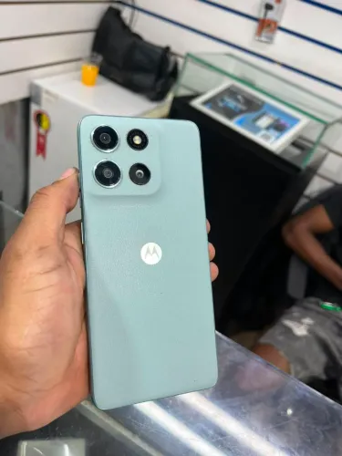 Motorola Moto G56 256GB NFC 5G na caixa.