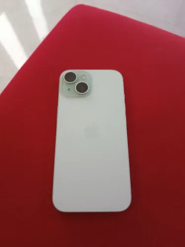 iPhone 15