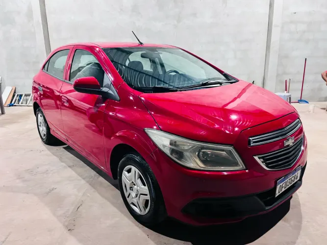 Chevrolet Onix Hatch LT 1.0 8V Flex Power Mec. 4P 2013