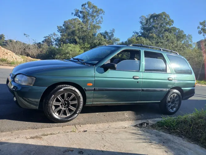 Ford Escort GL 1.8i 16V 3P 1998