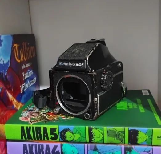 Mamiya 645 1000s