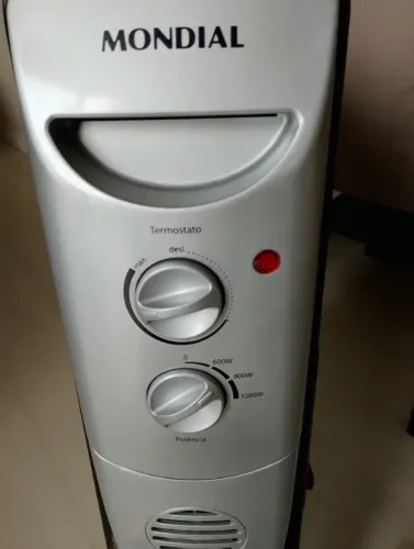 Aquecedor a Óleo Mondial 220v - Usado 1 vez.