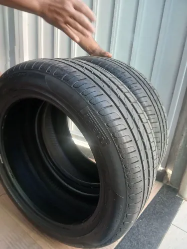 Pneu pirelle cinturado p7 215/50 r17