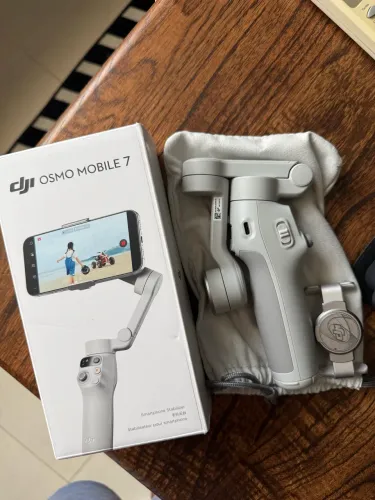 DJI OSMO MOBILE 7