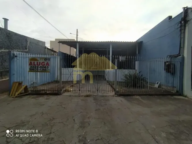 Casa para Locação em Presidente Prudente, Jardim Bongiovani, 2 dormitórios, 1 suíte, 2 ban