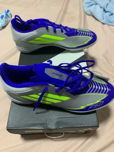 Society adidas F50 league TF messi número 41