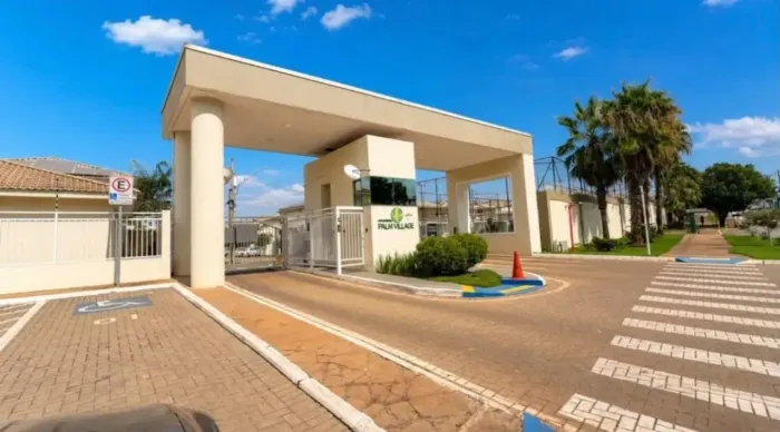 Sobrado para venda tem 128 metros quadrados com 4 quartos em Ribeirão do Lipa - Cuiabá - M
