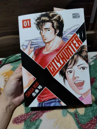 Mangá City Hunter volume 1 - Pipoca e Nanquim - Tsukasa Hoje