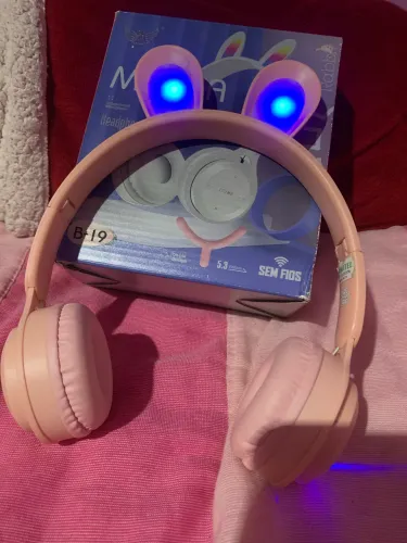 Fone Bluetooth Gatinho Led?