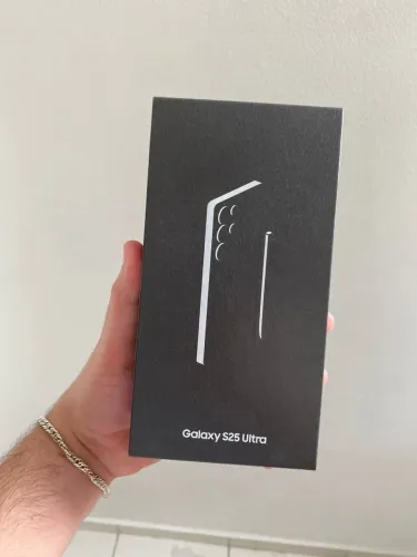 Samsung Galaxy S25 Ultra 256gb Lacrado + 1 Ano Garantia