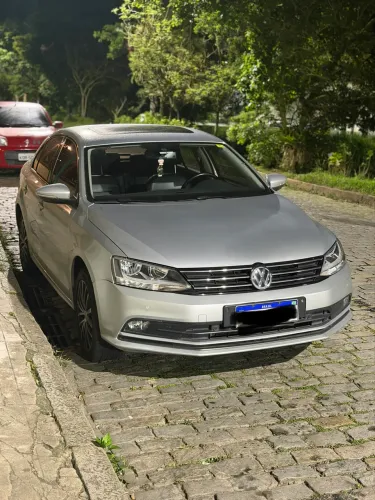 Volkswagen Jetta Comfortline 1.4 TSI 16V 4P Aut. 2016