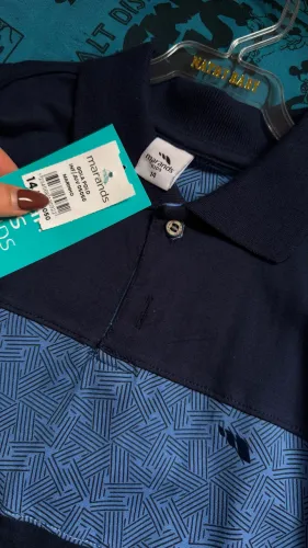 Camisa 14 anos na etiqueta 