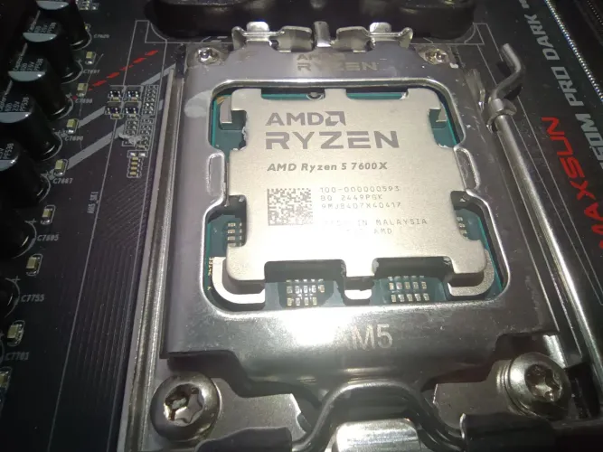 Ryzen 5 7600x