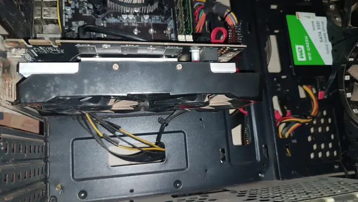 Placa de vídeo(GTX 550ti)