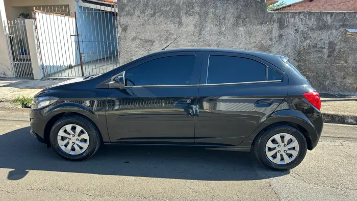 Chevrolet Onix Hatch LT 1.0 8V Flex Mec. 4P 2019