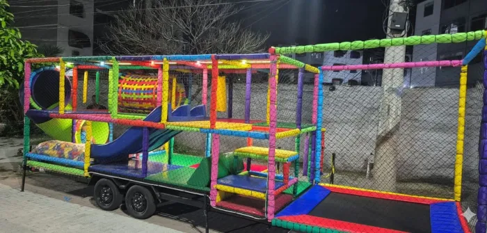 Carreta Kids park no melhor preço! Pra sair já trabalhando!