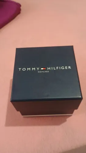 Vende relógio Tommy
