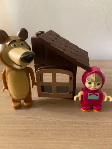 Marsha e Urso Lego