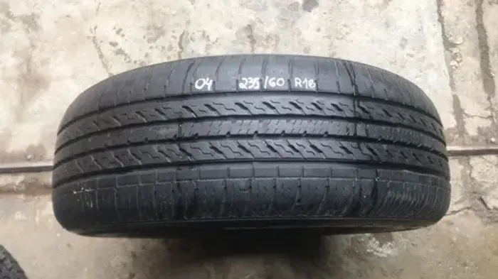 Pneu Nexen Roadian 235 60 R18 (04p)