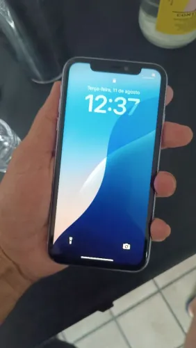 iPhone 11 64GB - Excelente Estado! ( Preço pra sair rapidinho)