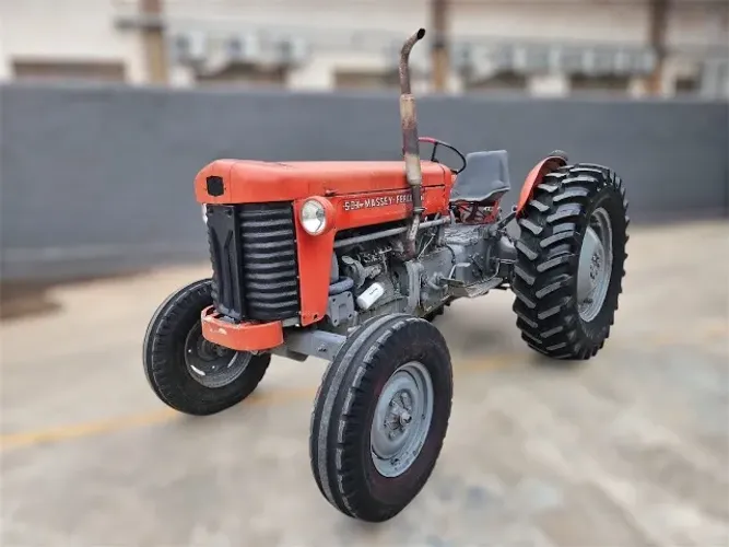 Massey Ferguson 50 (Versão Diesel - Perkins 3 cilindros)