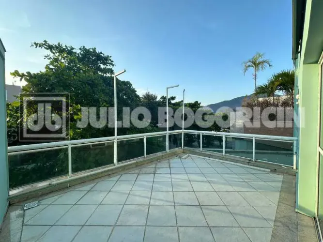 JBB56343 BARRA JARDIM OCEÂNICO COBERTURA 3QUARTOS (1SUÍTE) 2 VAGAS