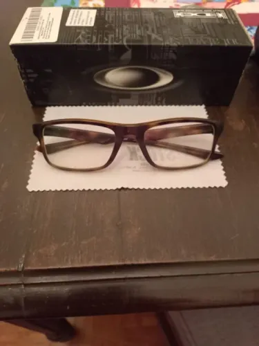 Óculos para grau Oakley modelo Plank