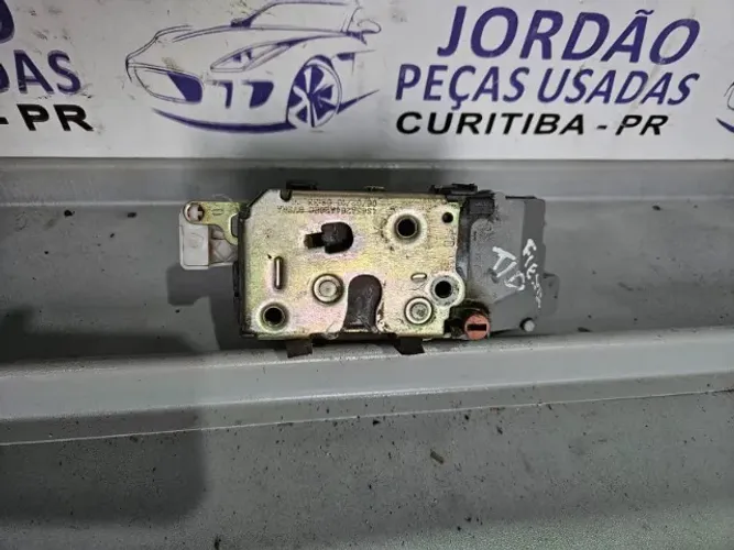 Fechadura Fiesta traseira direita