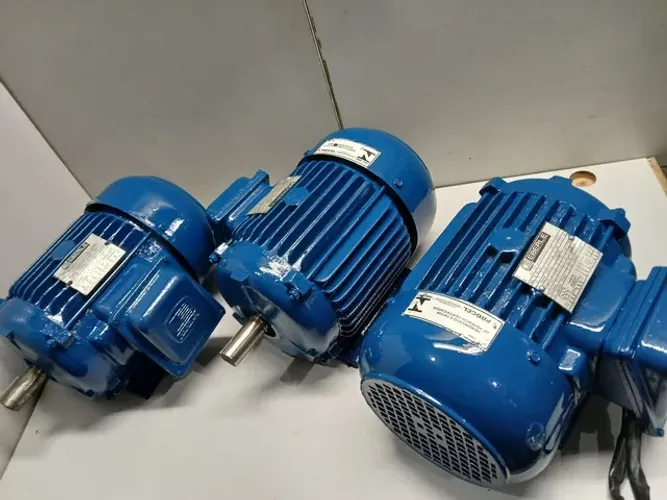 Motor elétrico Eberle Trifásico 3 cv 4 pólos