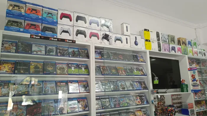 Loja de Games - Diversos jogos e acessórios para PS4 e PS5