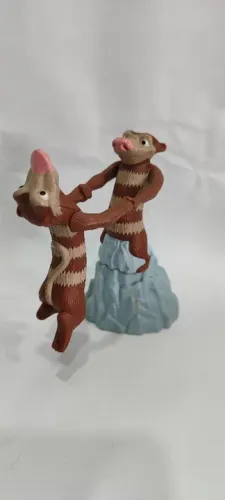 Boneco Miniatura Era do Gelo Coleção Burguer king 