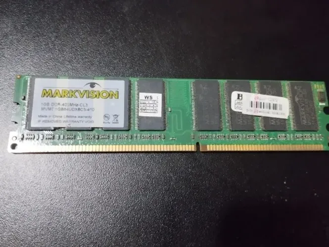 Memória DDR400 1GB