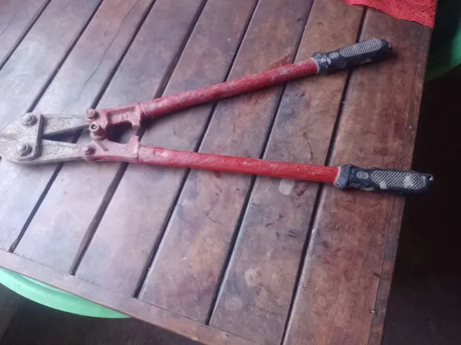 Vendo essa tesoura 