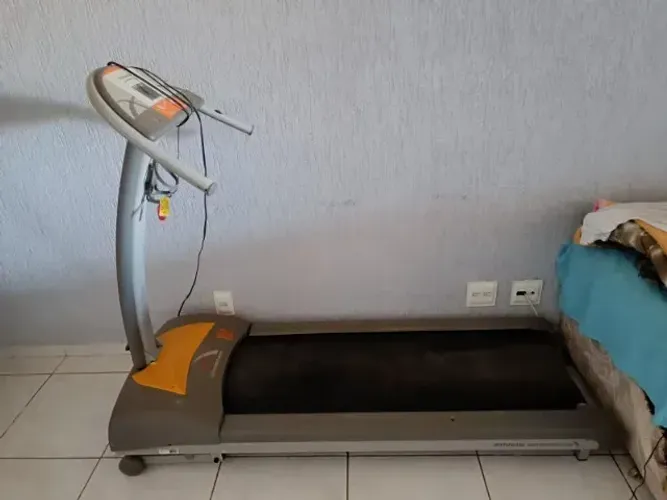 Esteira Athletic Advanced 500ee