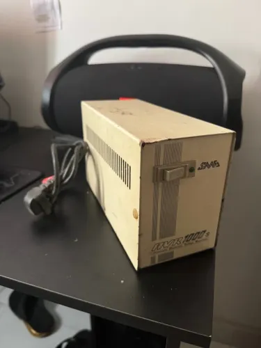Estabilizador AVR 1000s