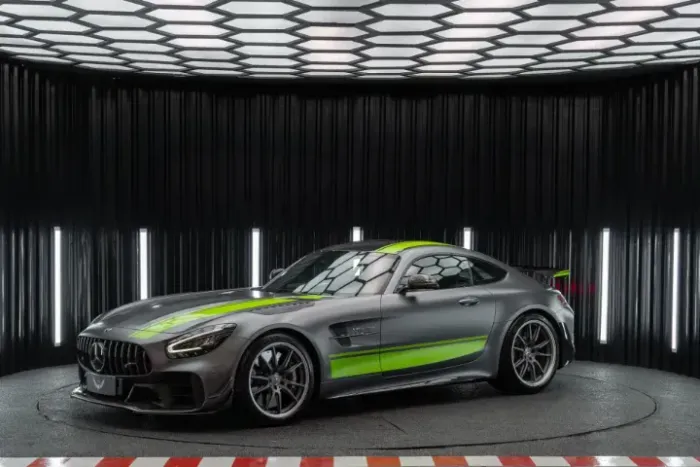 Mercedes-Benz GT R AMG Pro