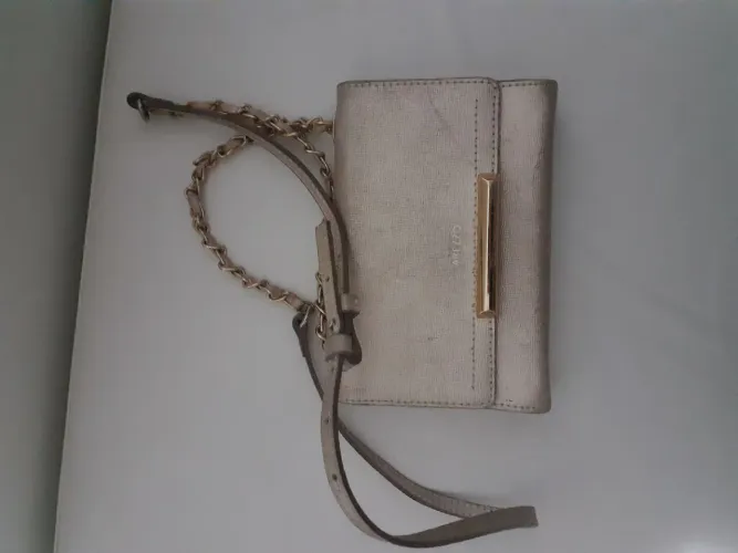 Bolsa clutch arezzo dourada