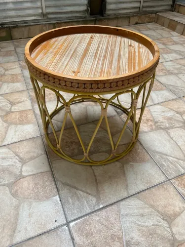 Mesa de centro rústica em madeira 
