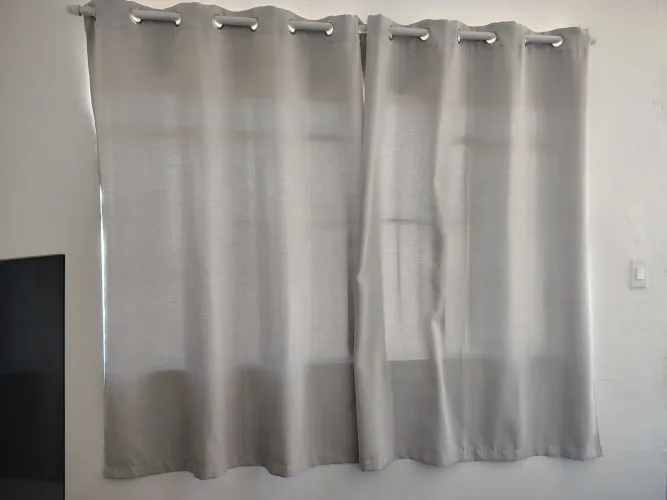 Cortinas Cinza Elegantes e Práticas