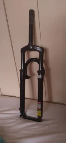 Suspensão amortecedor de bicicleta da marca Paco aro 26