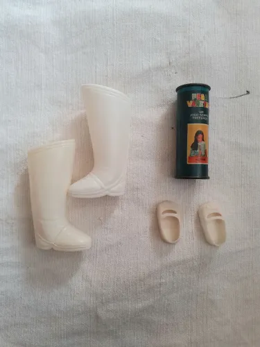 Pega vareta mini e sapatinhos de boneca estrela 