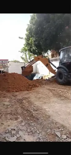 Limpeza, escavação e demolição em obras 