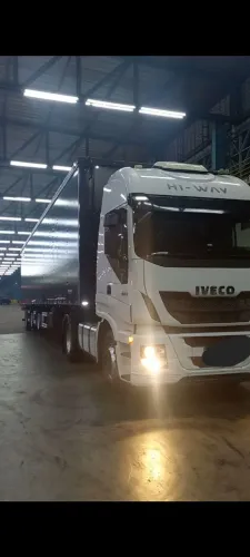 Iveco Stralis Hi Way 2015 Carreta facchini 2025