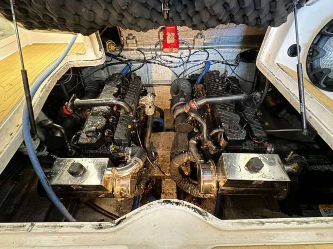 Parelha motor sprint 6cc e rabetas bravo 3  80 mil