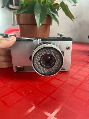 Vendo Câmeras para colecionadores/ decoração 