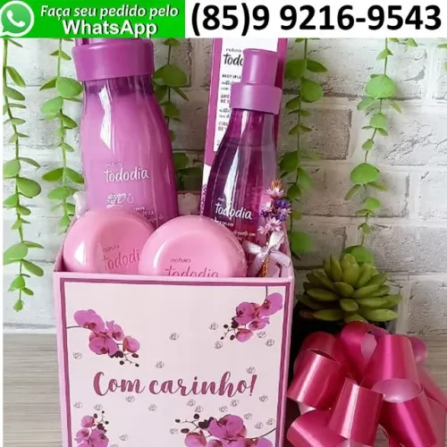 Kit Presente Natal Lembrancinha Amigo Oculto Body Splash Hidratante Ameixa Sabonete Natura